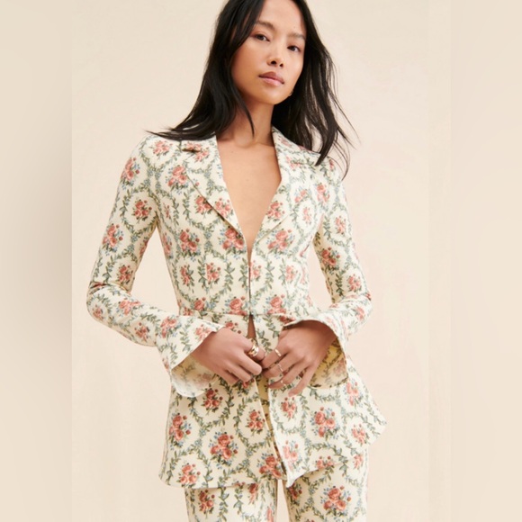WeWoreWhat Jackets & Blazers - WeWoreWhat Victorian Floral Blazer